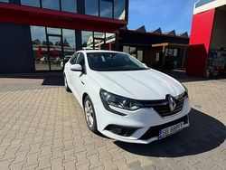 Culoarealb Utilizat 2017 Renault Mégane IV Intens Berlinǎ | 12.550 EUR (Puțin scump)