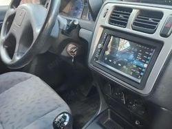 Maro Utilizat 2001 Mitsubishi Pajero SUV | 3.200 EUR (Super Preț)