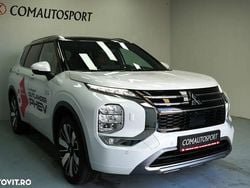 Alb Utilizat 2024 Mitsubishi Outlander P-HEV SUV | 57.475 EUR