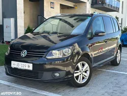 Negru Utilizat 2012 VW Touran Match Monovolum | 6.450 EUR (Preț OK)