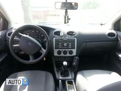 Gri Utilizat 2005 Ford Focus Break | 1.300 EUR