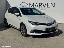 Culoarealb Utilizat 2016 Toyota Auris Hybrid Sol Hatchback | 13.450 EUR (Puțin scump)