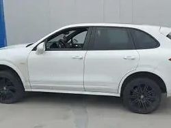 Utilizat 2013 Porsche Cayenne SUV | 63.827 EUR