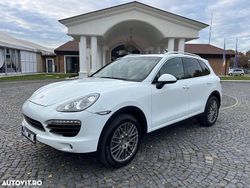 Culoarealb Utilizat 2014 Porsche Cayenne SUV | 20.250 EUR (Super Preț)