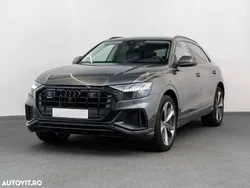 Gri Utilizat 2022 Audi Q8 SUV | 65.000 EUR (Super Preț)