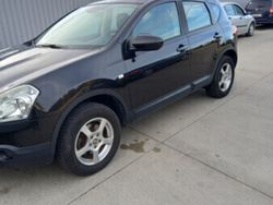 Negru Utilizat 2008 Nissan Qashqai SUV | 4.100 EUR (Preț OK)