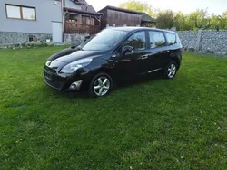 Negru Utilizat 2013 Renault Grand Scénic III Monovolum | 3.500 EUR