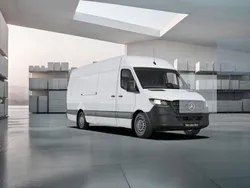 Motorină Nouă 2025 Mercedes Sprinter Van | 50.642 EUR