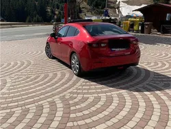 Rosu Utilizat 2016 Mazda 3 Coupe | 9.900 EUR (Preț OK)