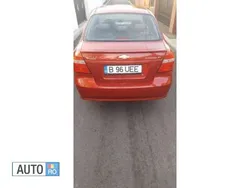 Rosu Utilizat 2008 Chevrolet Aveo | 2.300 EUR (Puțin scump)