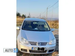 Gri Utilizat 2005 VW Golf IV Hatchback | 2.990 EUR