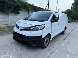 Alb Utilizat 2023 Toyota Proace Van | 11.500 EUR