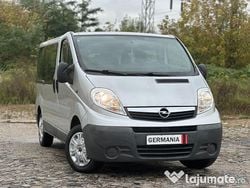 Gri Utilizat 2010 Opel Vivaro Design Edition Van | 9.350 EUR (Scump)
