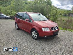 Rosu Utilizat 2007 VW Touran Monovolum | 2.300 EUR