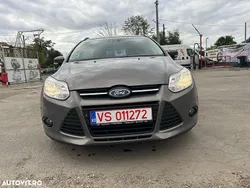 Culoaremaro Utilizat 2015 Ford Focus SYNC Edition Break | 5.990 EUR