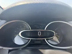 Rosu Utilizat 2014 Renault Clio IV Hatchback | 5.000 EUR (Preț OK)