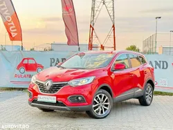 Culoarerosu Utilizat 2021 Renault Kadjar Zen SUV | 14.900 EUR (Preț bun)