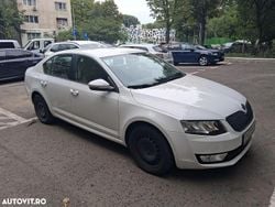 Culoarealb Utilizat 2016 Skoda Octavia Ambition Berlinǎ | 10.800 EUR (Super Preț)