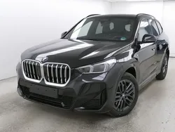 Black sapphire metallic metalizat Utilizat 2022 BMW X1 Luxury Line SUV | 53.900 EUR