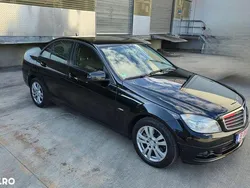 Negru Utilizat 2010 Mercedes C200 Elegance Berlinǎ | 5.800 EUR (Preț bun)