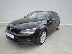 Negru metalic Utilizat 2016 VW Jetta Trendline Berlinǎ | 6.990 EUR (Preț bun)