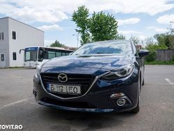 Culoarealbastru Utilizat 2015 Mazda 3 Hatchback | 11.800 EUR (Preț OK)