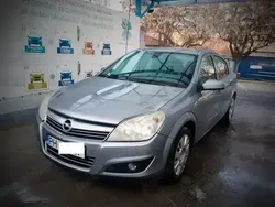 Gri Utilizat 2009 Opel Astra Berlinǎ | 2.700 EUR (Preț OK)