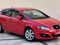Rosu Utilizat 2011 Seat Leon Hatchback | 4.999 EUR (Puțin scump)