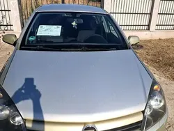 Utilizat 2004 Opel Astra Berlinǎ | 1.400 EUR
