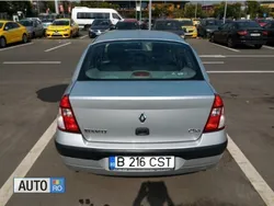 Gri Utilizat 2005 Renault Clio II Berlinǎ | 2.000 EUR (Preț OK)
