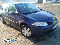 Albastru Utilizat 2006 Renault Mégane II Hatchback | 1.800 EUR (Preț bun)