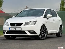 Alb Utilizat 2015 Seat Ibiza Sport Hatchback | 4.989 EUR