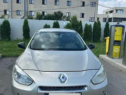 Galbeuriu Utilizat 2012 Renault Fluence Dynamique Berlinǎ | 6.400 EUR (Preț OK)