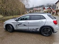 Argintiu Utilizat 2014 Mercedes GLA200 SUV | 14.500 EUR