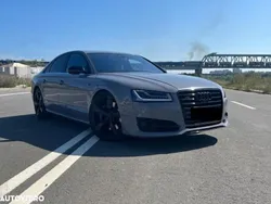 Gri Utilizat 2015 Audi S8 plus Berlinǎ | 43.500 EUR