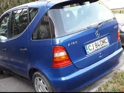 Utilizat 2000 Mercedes 190 Berlinǎ | 700 EUR
