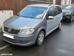 Culoaregri Utilizat 2010 VW Touran Monovolum | 3.500 EUR (Preț bun)