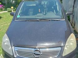 Utilizat 2006 Opel Zafira Monovolum | 2.600 EUR (Puțin scump)