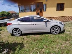 Utilizat 2012 Hyundai Elantra Berlinǎ | 5.200 EUR (Puțin scump)