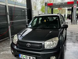 Gri Utilizat 2005 Toyota RAV4 SUV | 3.900 EUR (Preț OK)