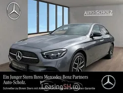 Gri Utilizat 2022 Mercedes E300 AMG Berlinǎ | 42.053 EUR (Super Preț)