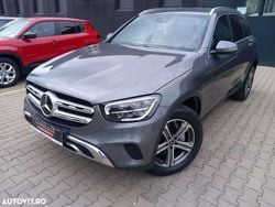 Gri Utilizat 2022 Mercedes GLC300 SUV | 35.489 EUR (Super Preț)