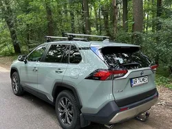 Culoareverde Utilizat 2022 Toyota RAV4 Hybrid Luxury SUV | 36.450 EUR (Puțin scump)