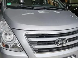 Gri Utilizat 2017 Hyundai H-1 Monovolum | 22.500 EUR