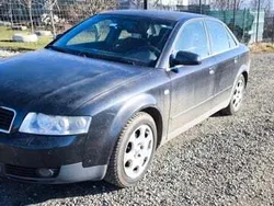 Negru Utilizat 2003 Audi A4 Berlinǎ | 2.000 EUR