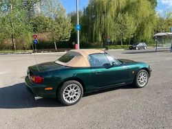 Utilizat 2000 Mazda MX5 Cabrio | 6.799 EUR