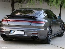 Culoaregri Utilizat 2013 Porsche Panamera Berlinǎ | 29.900 EUR
