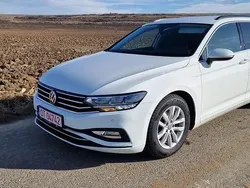 Culoarealb Utilizat 2020 VW Passat Comfortline Break | 14.500 EUR (Preț OK)