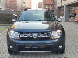 Gri Utilizat 2015 Dacia Duster Prestige SUV | 6.499 EUR (Preț OK)
