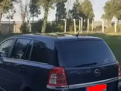 Utilizat 2011 Opel Zafira Monovolum | 500 EUR (Super Preț)